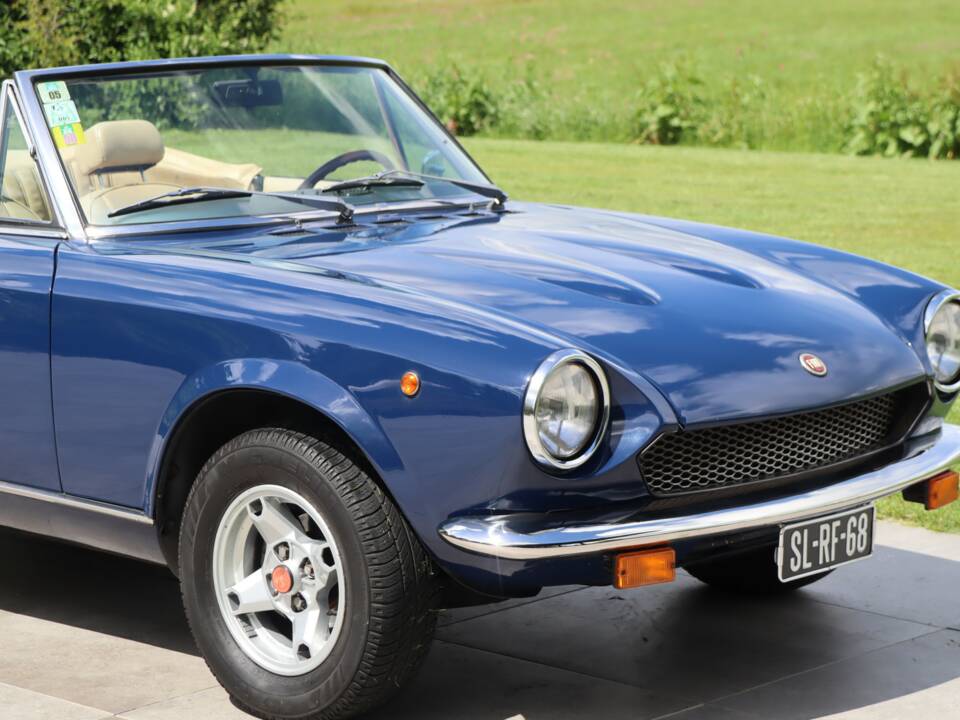Image 47/50 of FIAT 124 Spider CS1 (1978)