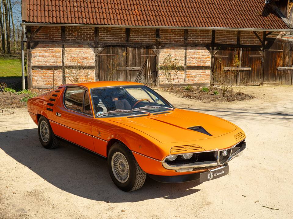 Image 7/50 de Alfa Romeo Montreal (1971)