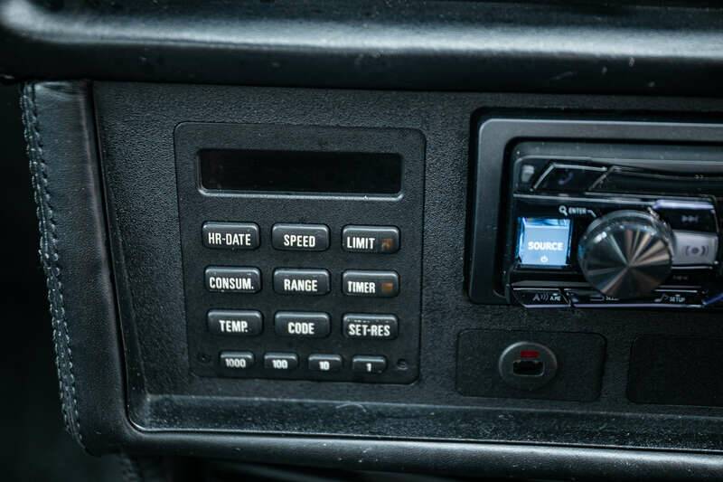 Image 36/50 of BMW M 635 CSi (1989)