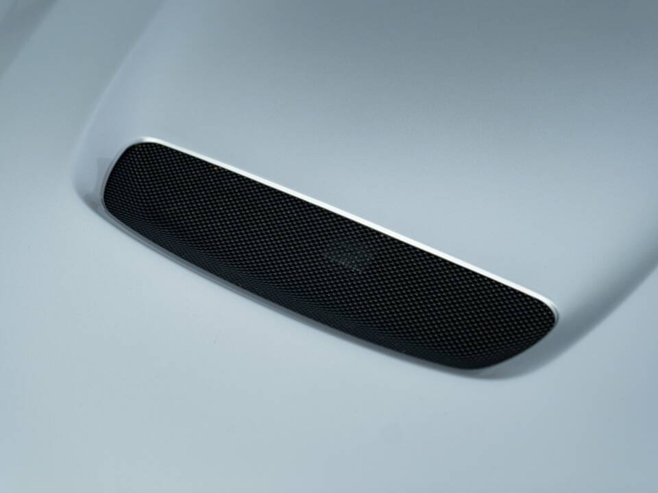 Image 33/50 of Ferrari F12berlinetta (2013)