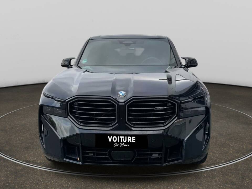 Image 4/10 of BMW XM 50e (2024)