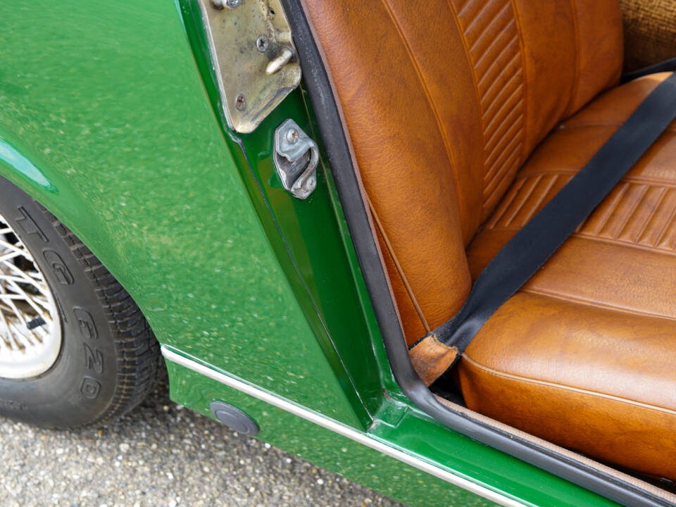 Bild 21/74 von MG Midget 1500 (1978)