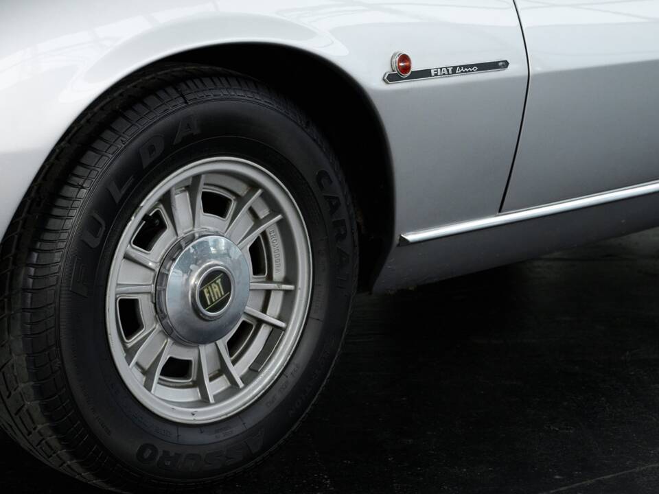 Imagen 6/50 de FIAT Dino 2400 Spider (1971)