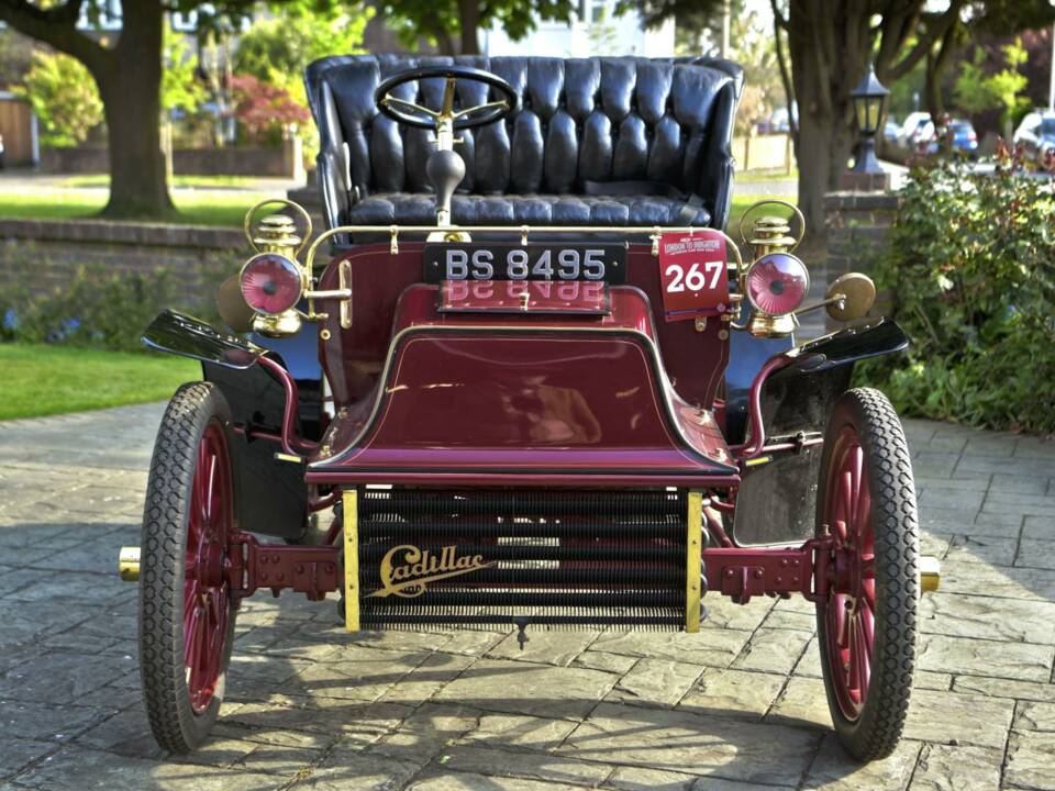 Bild 4/50 von Cadillac Model B Surrey (1904)