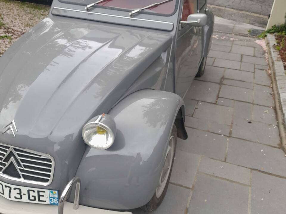 Image 2/8 of Citroën 2 CV (1965)