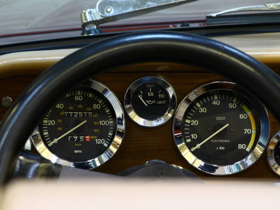 Immagine 19/27 di FIAT Dino Spider (1987)