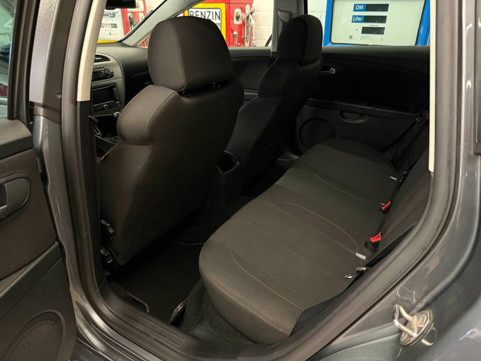 Bild 12/16 von SEAT Leon 1.8 TSI (2012)