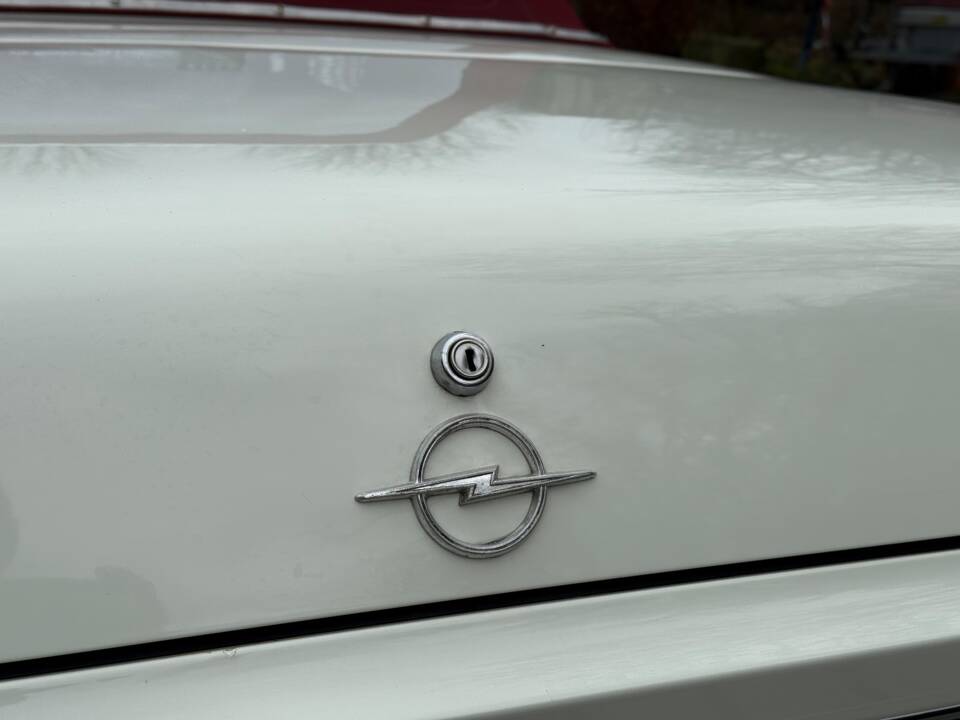 Image 5/16 de Opel Rekord 6 Deutsch (1965)