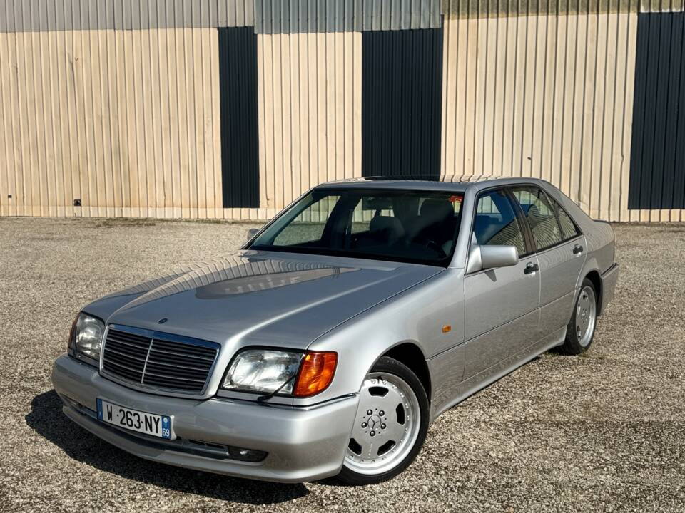 Immagine 1/15 di Mercedes-Benz S60 AMG (1994)