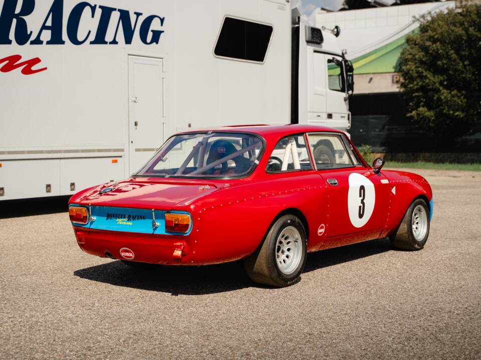 Imagen 8/81 de Alfa Romeo 1750 GT Veloce (1968)