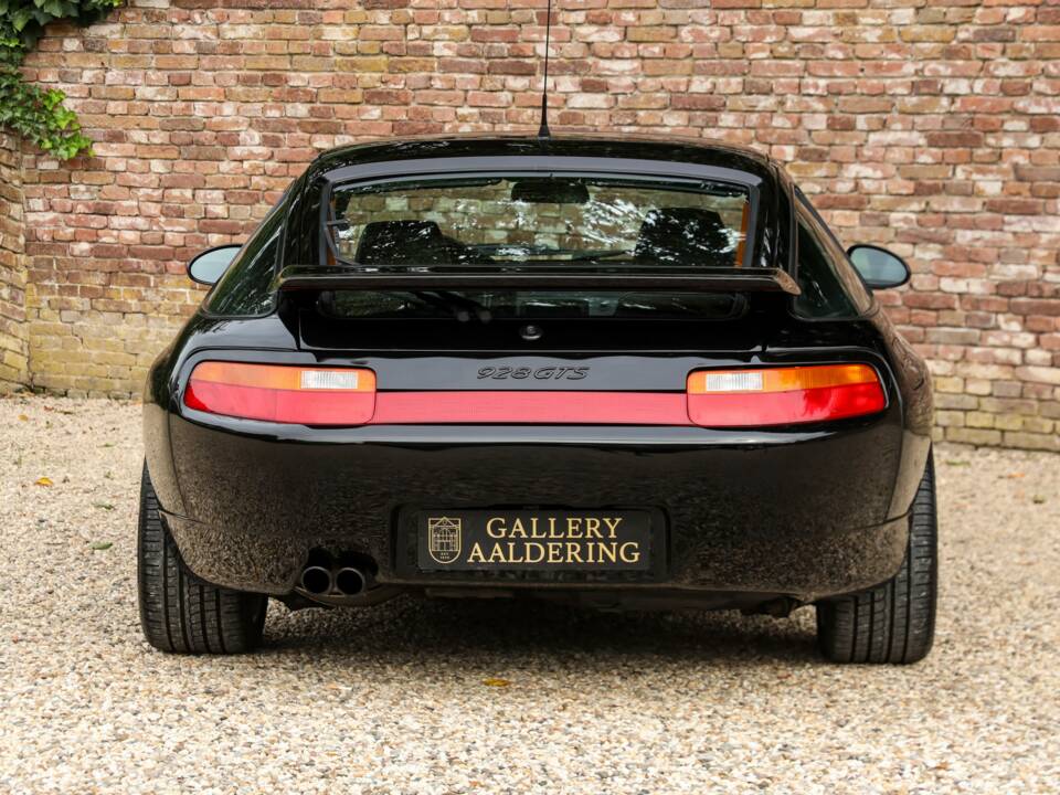 Afbeelding 6/50 van Porsche 928 GTS (1994)