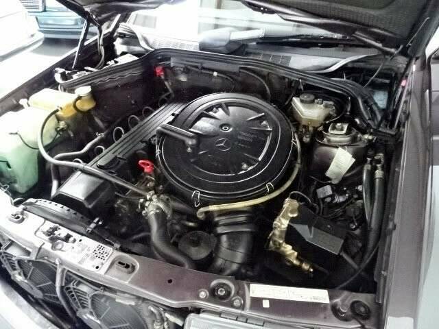 Image 15/21 of Mercedes-Benz 190 E 2.6 (1992)