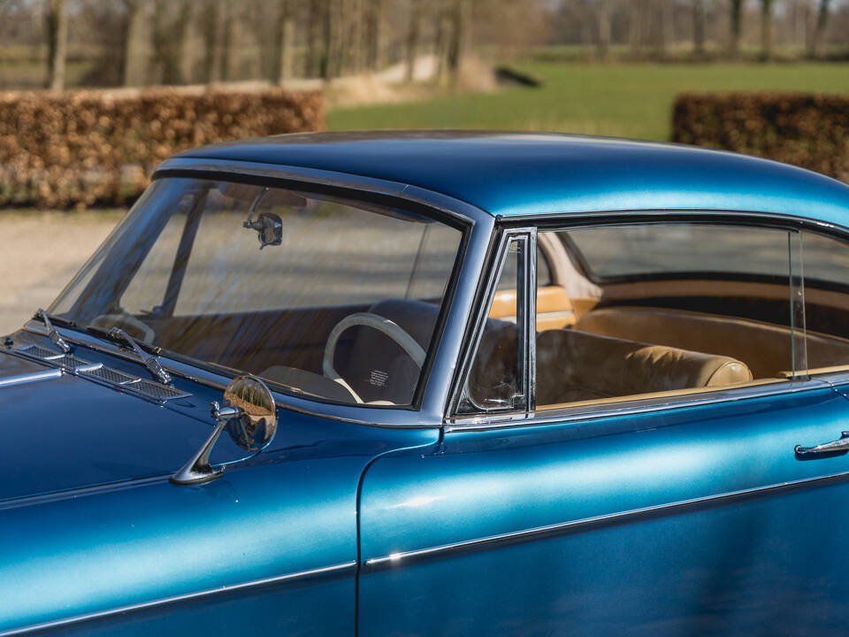 Image 37/45 de BMW 503 (1958)