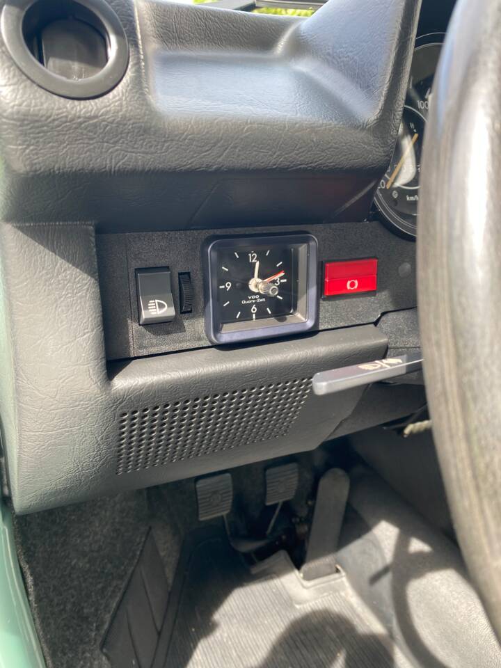 Image 31/96 of Volkswagen Beetle 1303 (1980)