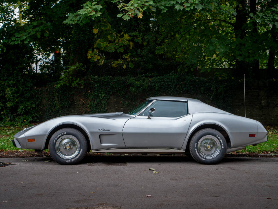 Imagen 3/7 de Chevrolet Corvette Stingray (1976)