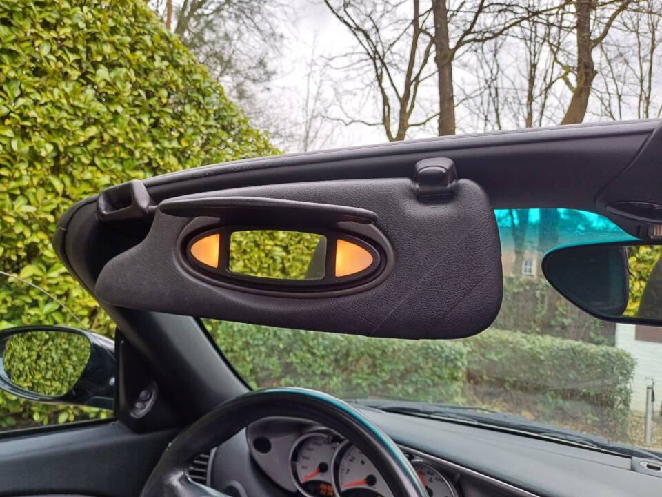 Image 69/82 of Porsche Boxster S (2000)