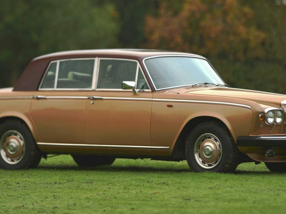 Bild 4/50 von Rolls-Royce Silver Shadow II (1979)