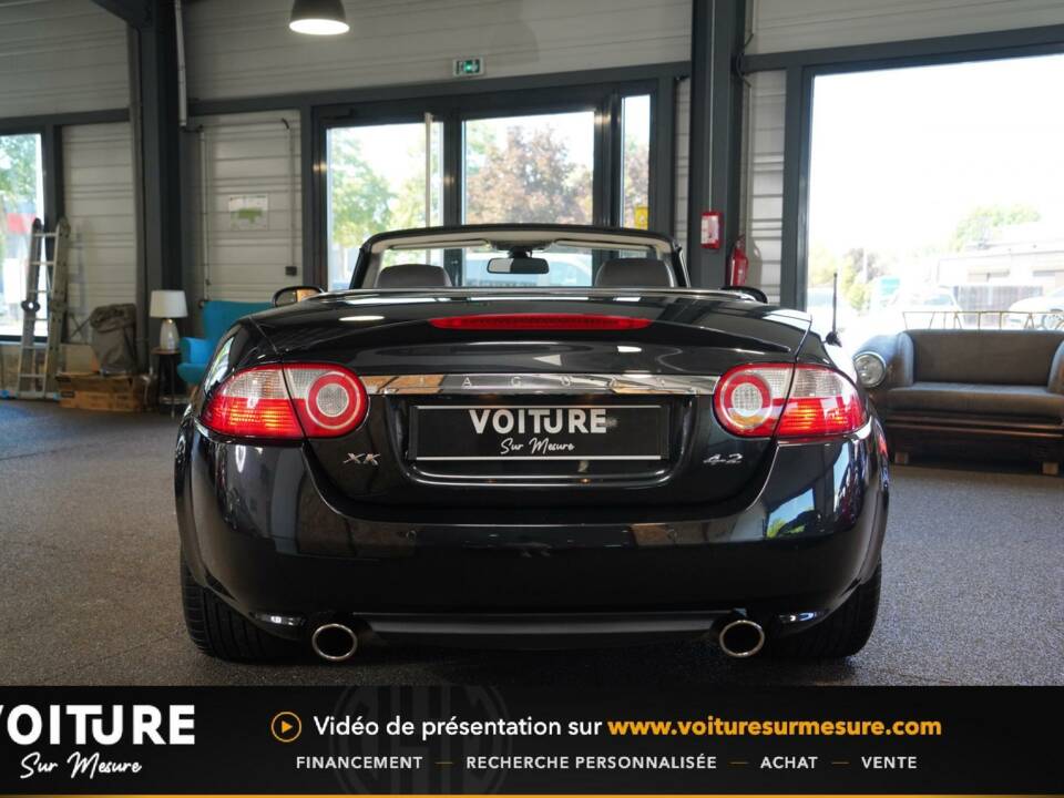 Image 15/37 of Jaguar XK 4.2 (2006)