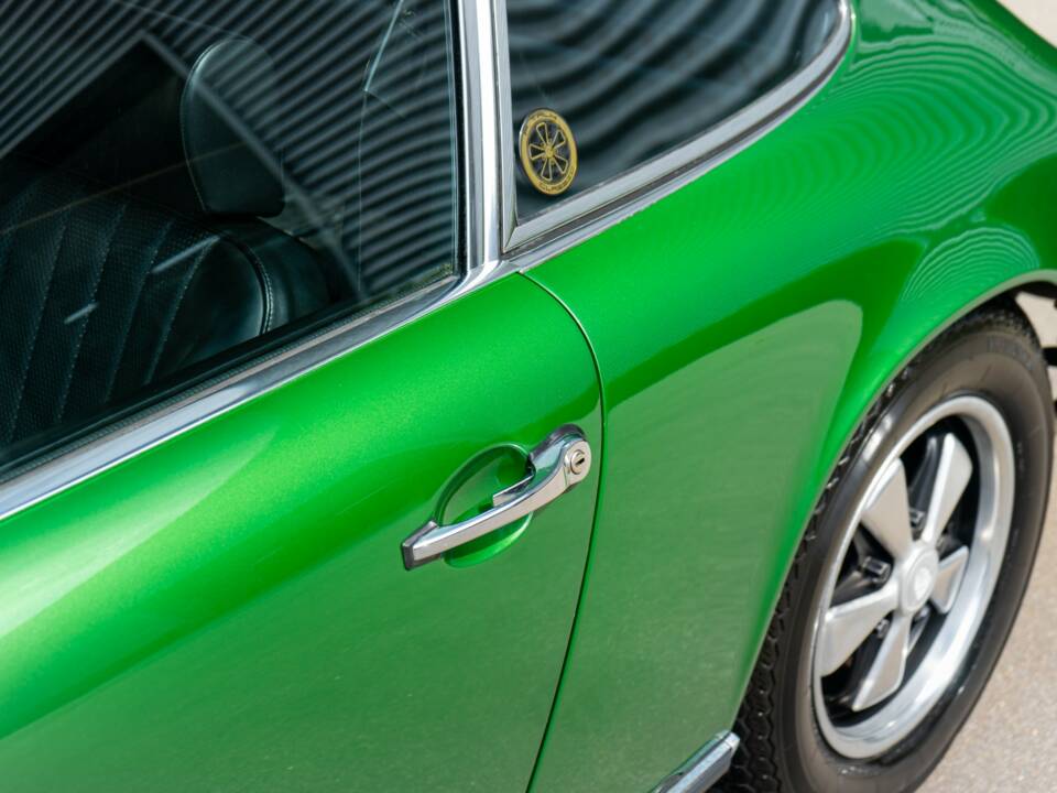 Bild 10/31 von Porsche 911 2.2 T (1970)