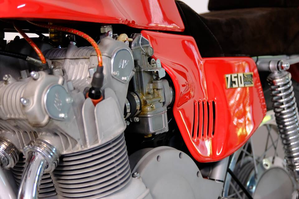 Immagine 40/96 di MV Agusta 750 S America (1976)