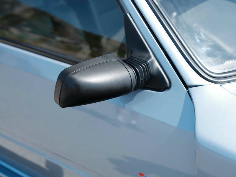 Image 30/50 of Peugeot 205 GTi 1.9 (1990)