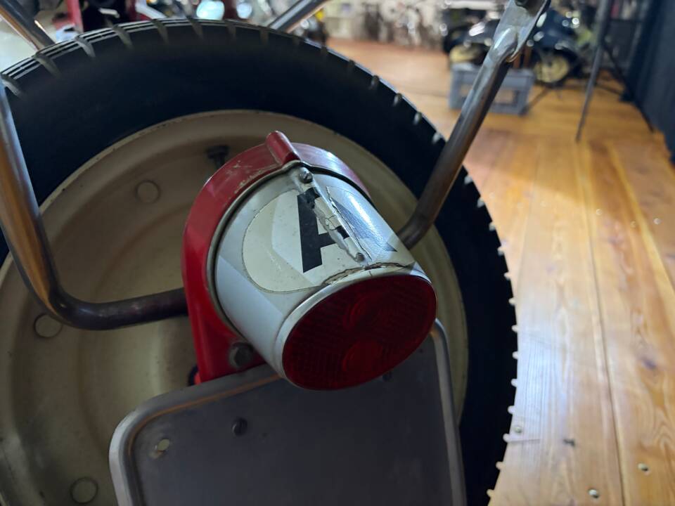 Image 10/14 of Puch SR 150 (1900)