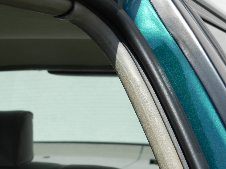 Bild 17/40 von Volkswagen Passat 2.0 (1995)
