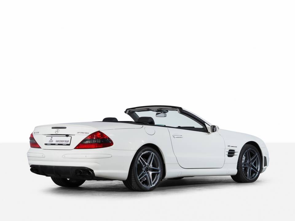 Immagine 7/49 di Mercedes-Benz SL 55 AMG (2006)
