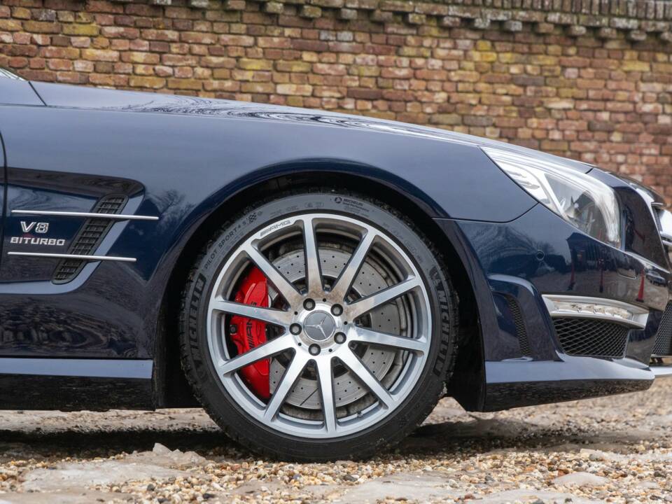 Immagine 36/50 di Mercedes-Benz SL 63 AMG (2012)