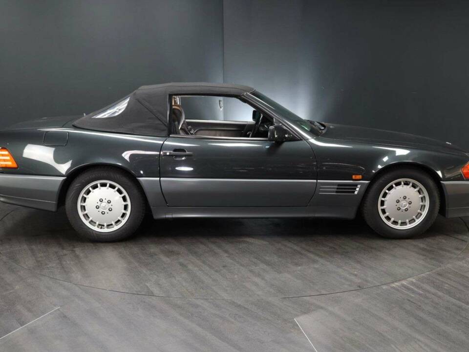 Bild 34/50 von Mercedes-Benz 500 SL (1991)