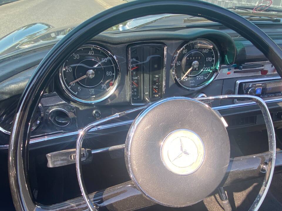 Bild 16/25 von Mercedes-Benz 230 SL (1965)