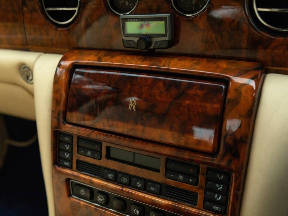 Image 44/45 of Rolls-Royce Silver Seraph (2000)