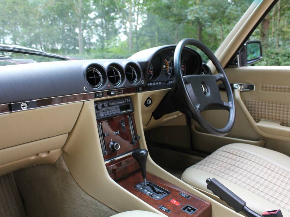 Immagine 13/20 di Mercedes-Benz 420 SL (1989)