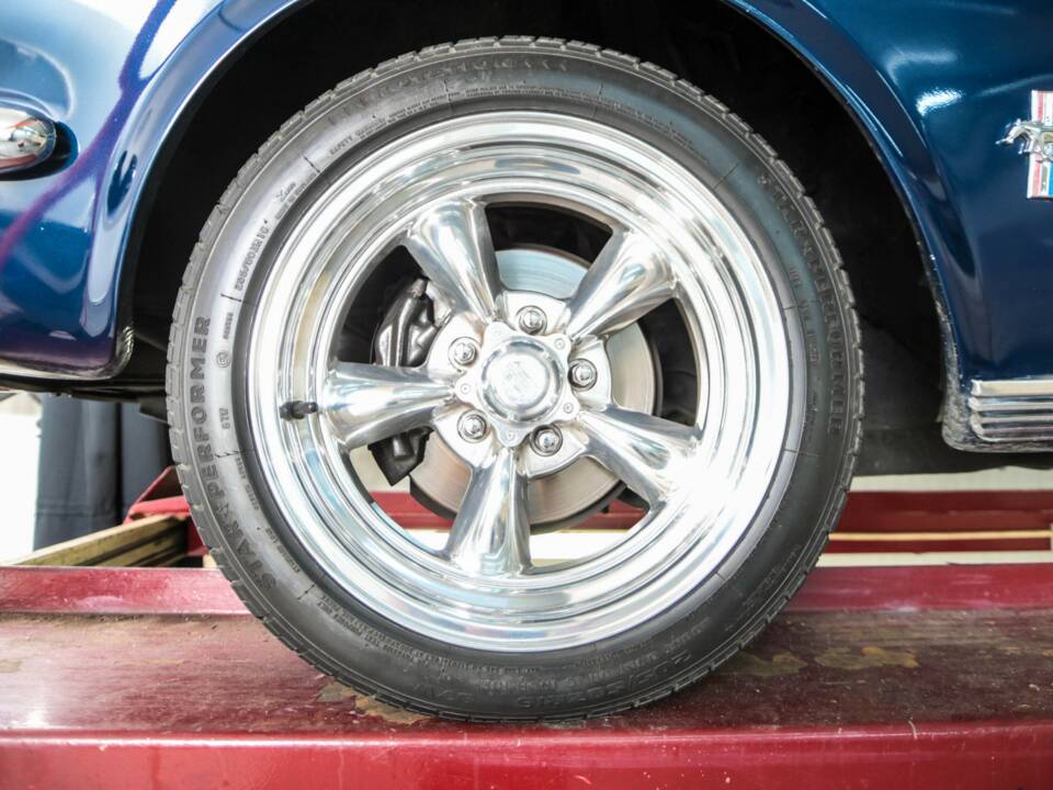 Obraz 50/50 pojazdu Ford Mustang 289 (1966)