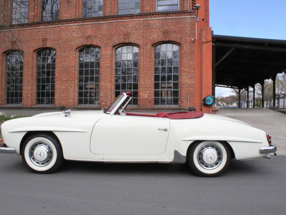 Image 3/17 of Mercedes-Benz 190 SL (1959)