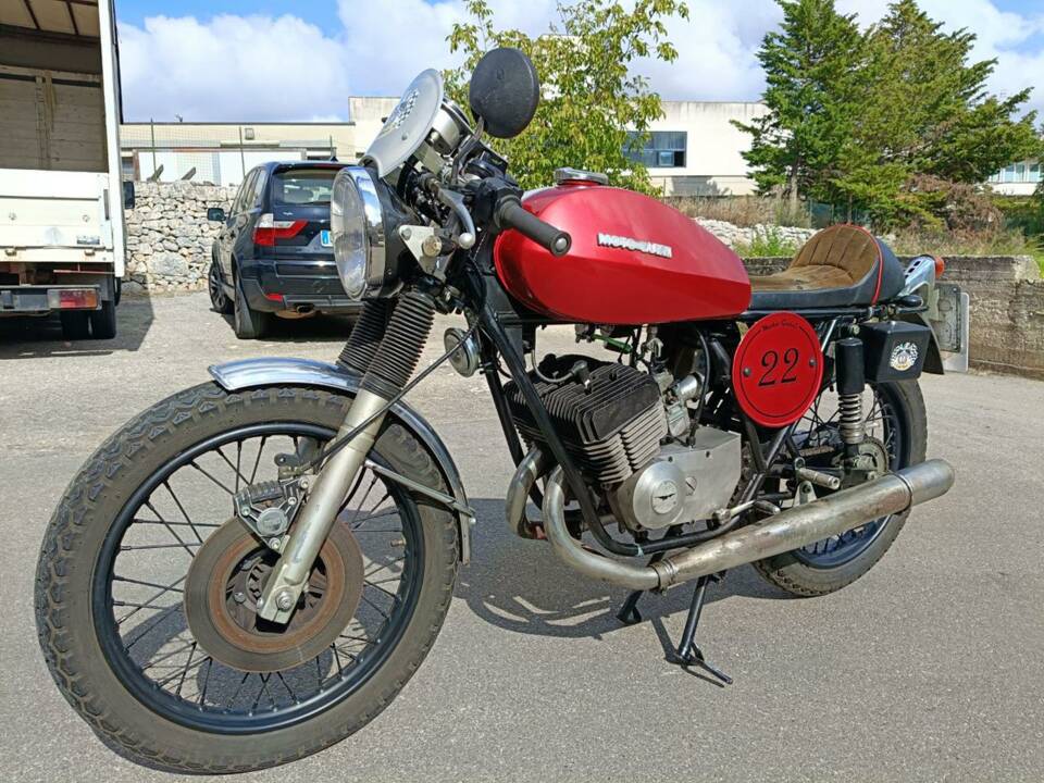 Afbeelding 2/45 van Moto Guzzi DUMMY (1976)