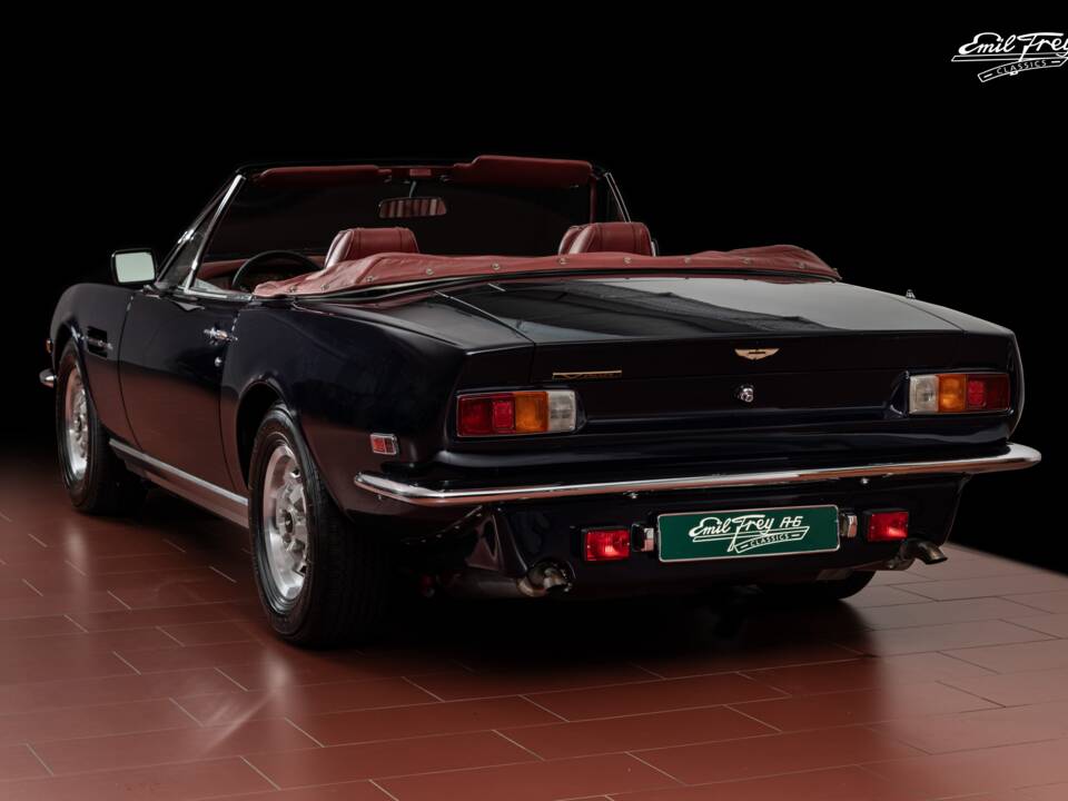 Imagen 3/9 de Aston Martin V8 Volante (1982)