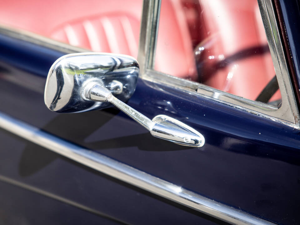 Afbeelding 32/45 van Bentley Mark VI Vanden Plas DHC (1947)