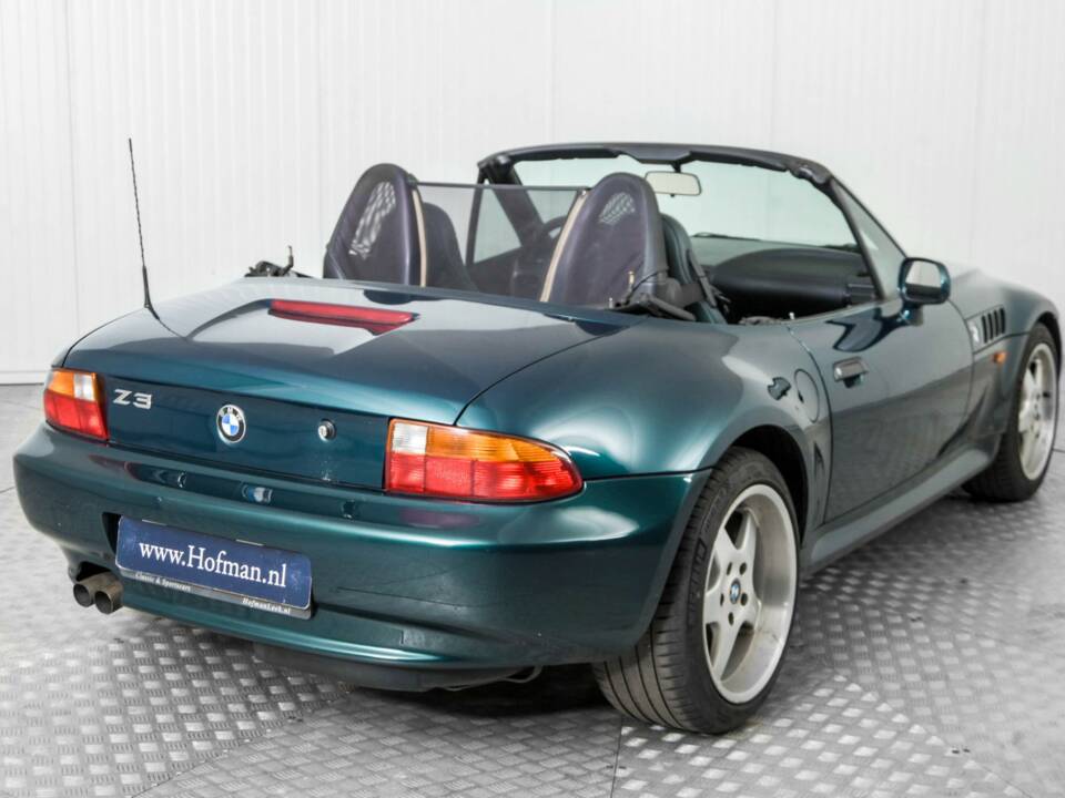 Image 25/48 of BMW Z3 2.8 (1998)