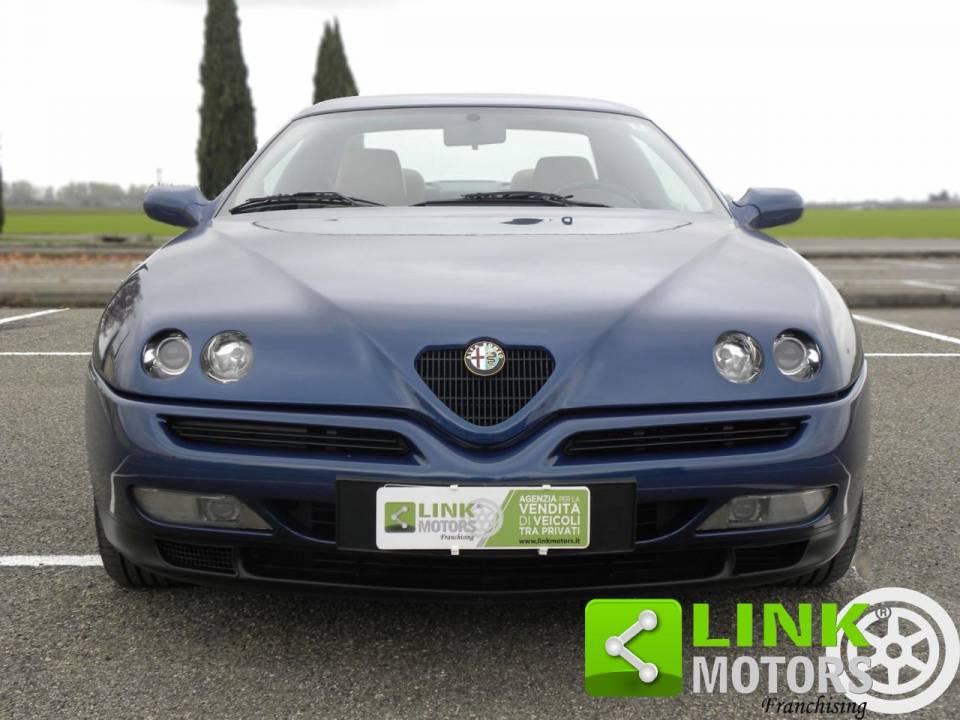 Immagine 2/9 di Alfa Romeo GTV 2.0 V6 Turbo (1997)