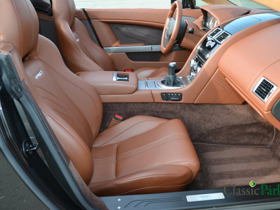 Bild 38/50 von Aston Martin V8 Vantage S (2013)