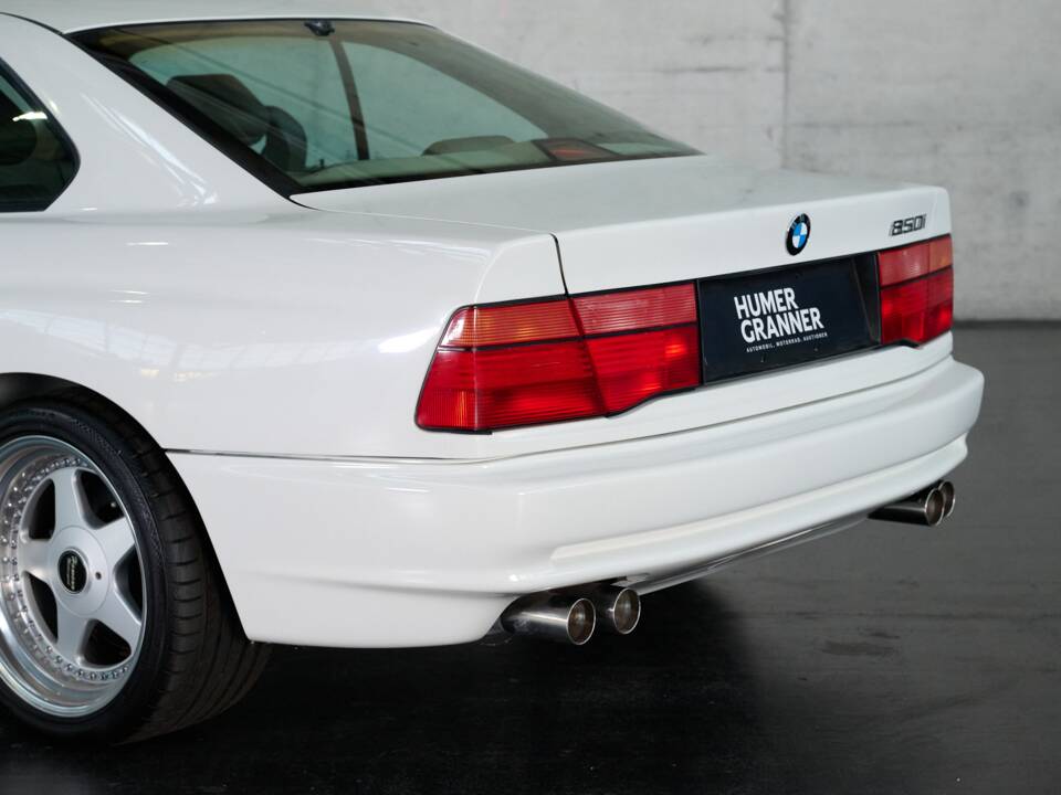 Immagine 13/50 di BMW 850i (1990)