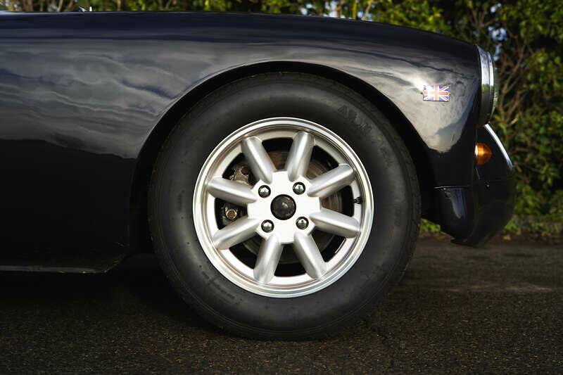 Image 13/35 de MG MGA 1850 (1958)