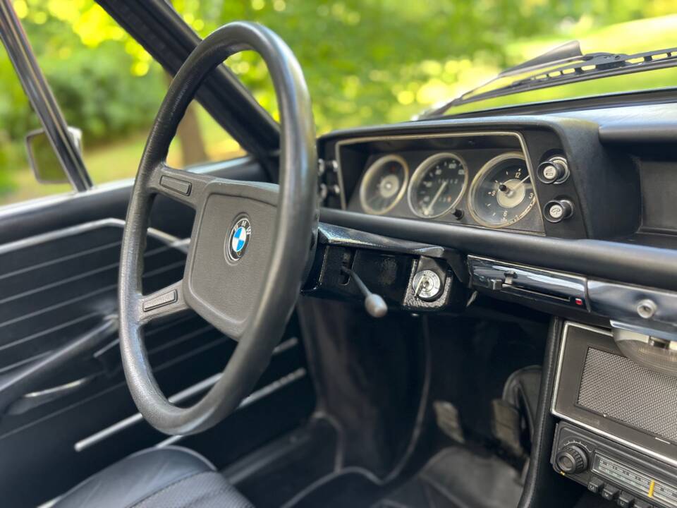 Image 93/142 of BMW 1600 Convertible (1970)