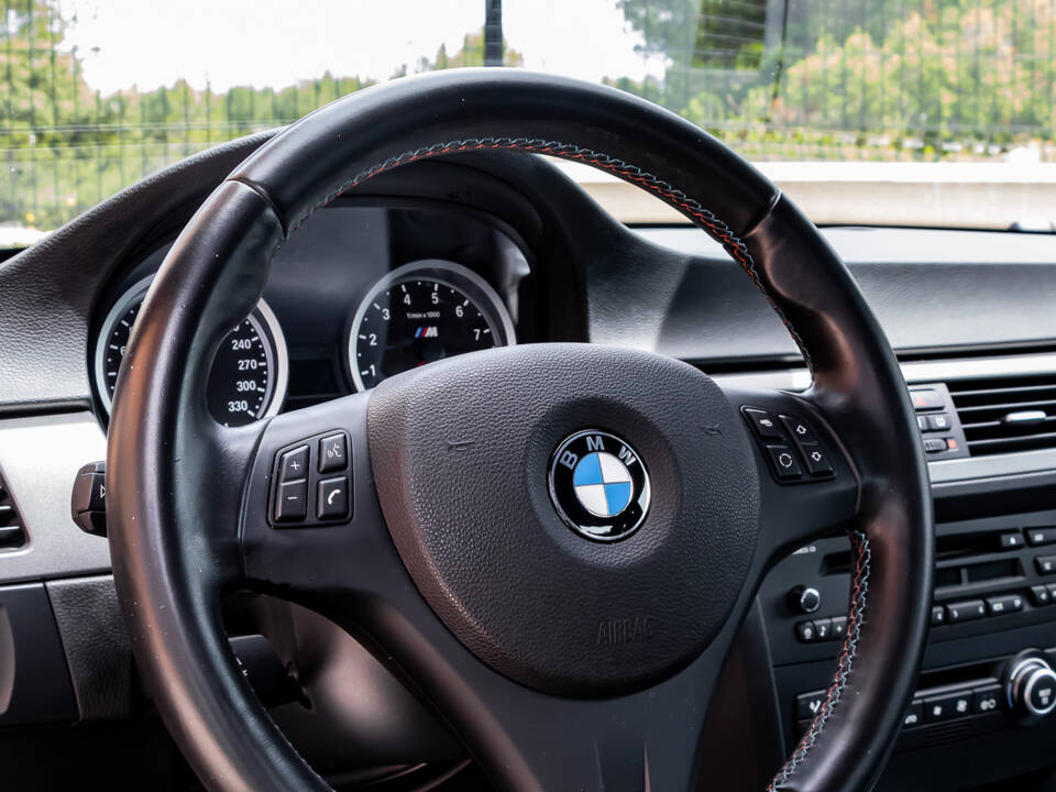 Image 10/46 de BMW M3 (2008)