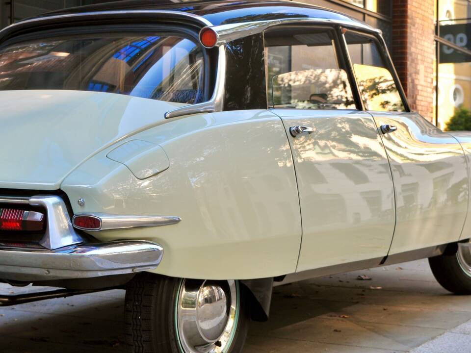 Afbeelding 49/56 van Citroën DS 19 (1958)