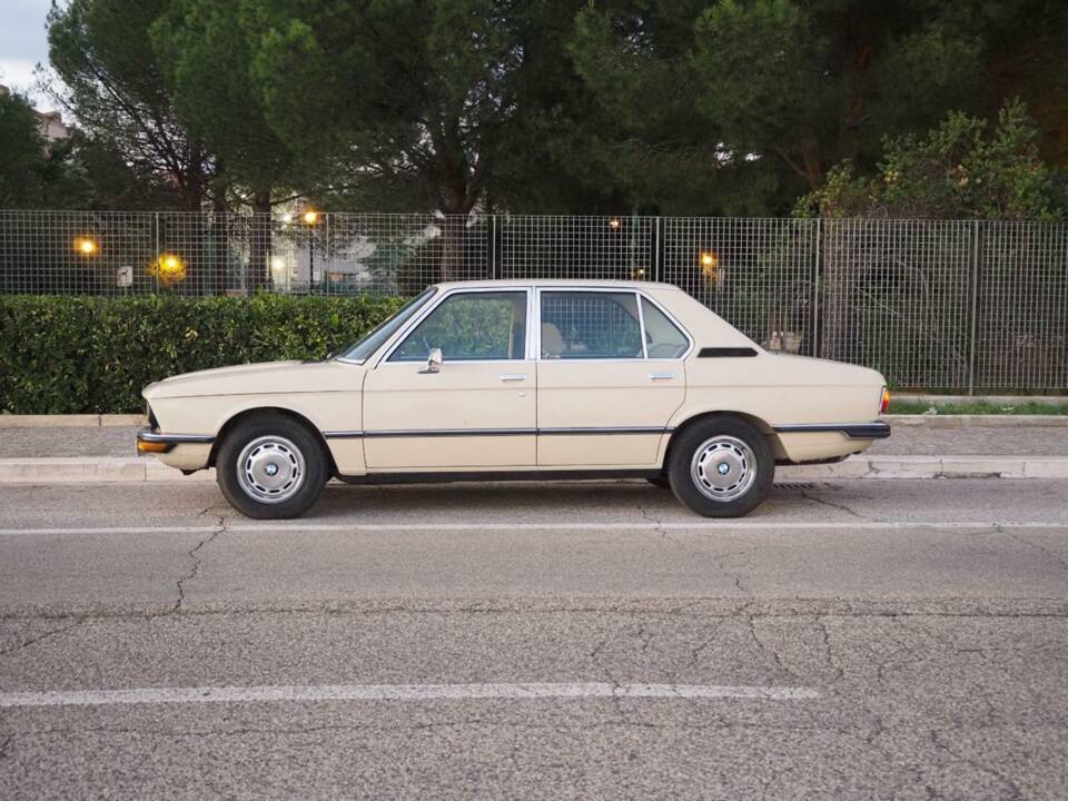 Afbeelding 18/50 van BMW 525 (1975)