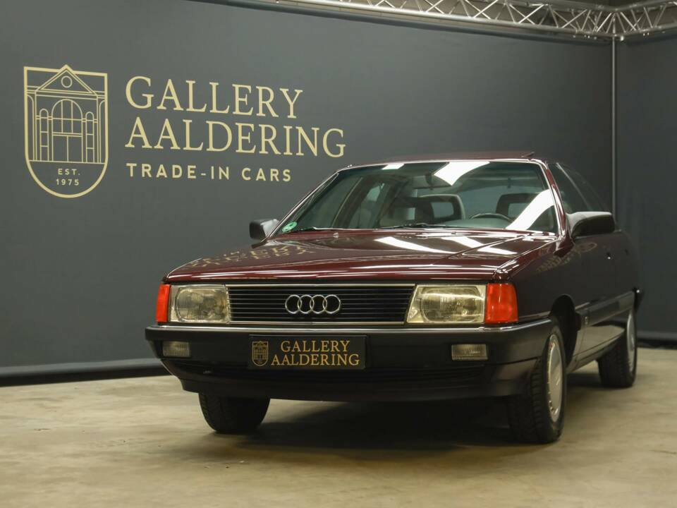 Image 30/50 de Audi 100 - 2.3E quattro (1990)