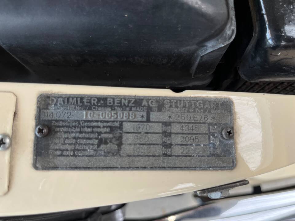 Bild 2/43 von Mercedes-Benz 280 CE (1973)