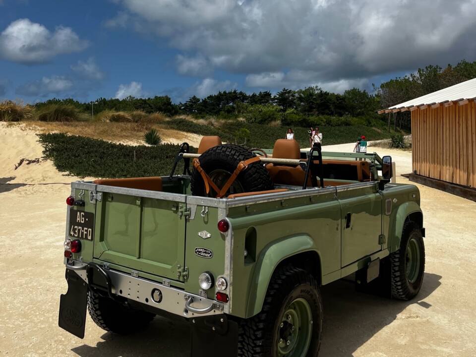 Immagine 5/8 di Land Rover Defender 90 Td5 (2002)